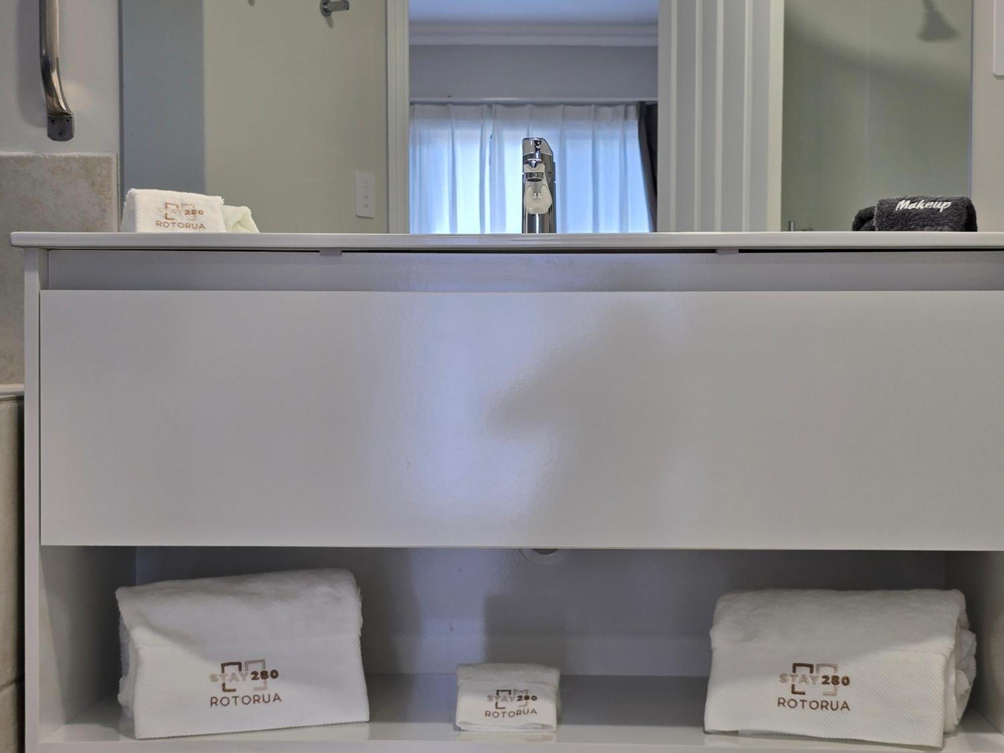 Stay 284 Rotorua - Refurbished Modern Accommodation Εξωτερικό φωτογραφία