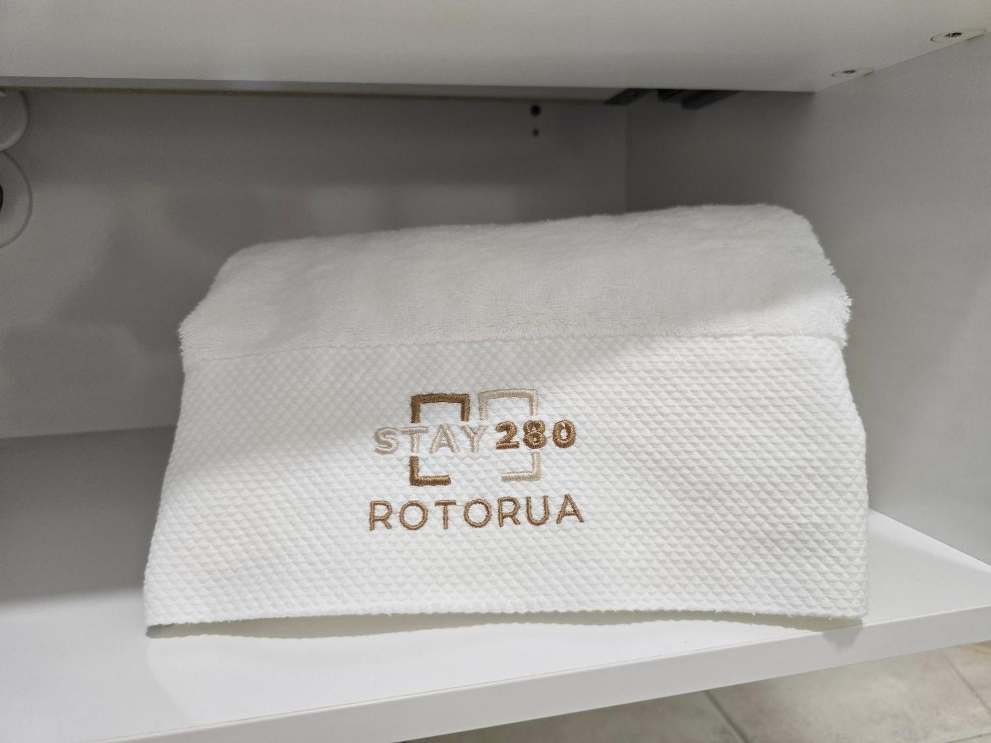 Stay 284 Rotorua - Refurbished Modern Accommodation Εξωτερικό φωτογραφία